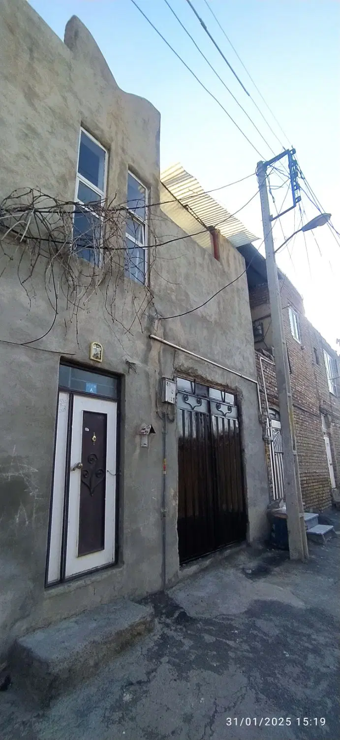 خانه دو طبقه