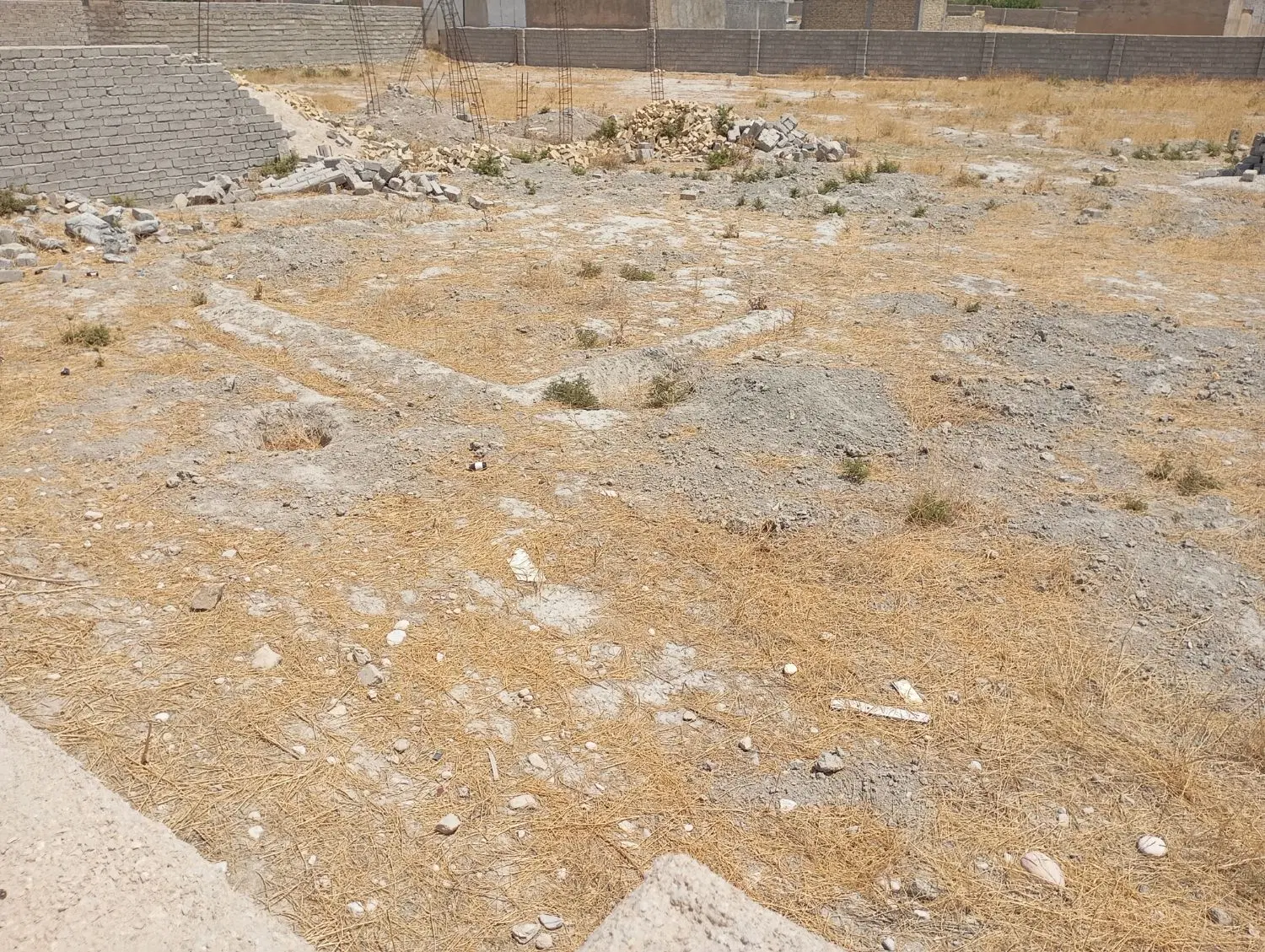 فروش زمین مسکونی سرمیدان آخرکوچه 30