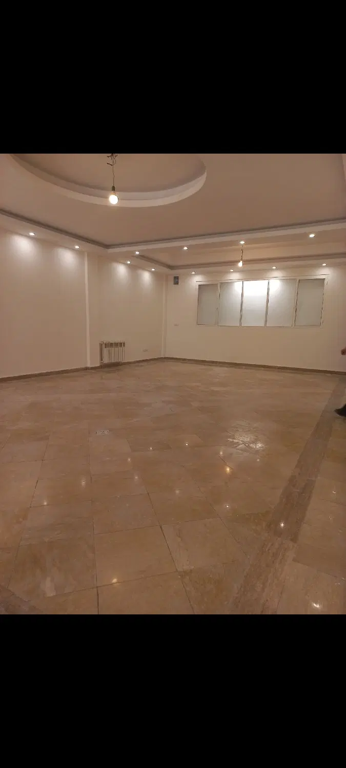۱۴۸متر دو خواب زیر همکف انتهای اشرفی شمال