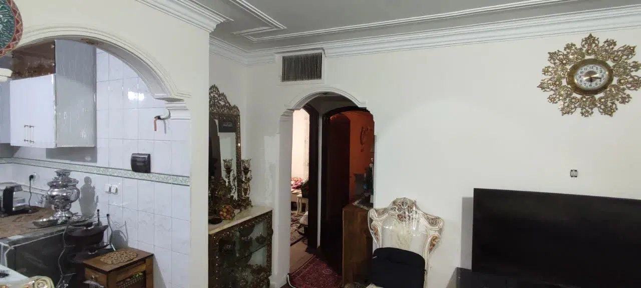 واحد ۸۱ متری،دو خواب،شهرک باقری،دریاچه چیتگر