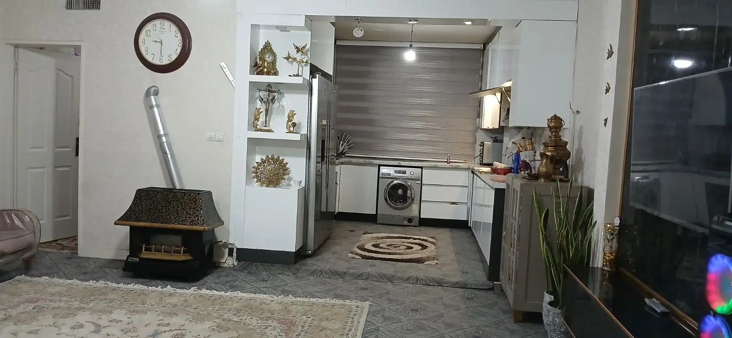 واحد مسکونی ۸۱ متری کرمانیه بنفشه پنجم پلاک۳ واح ۴