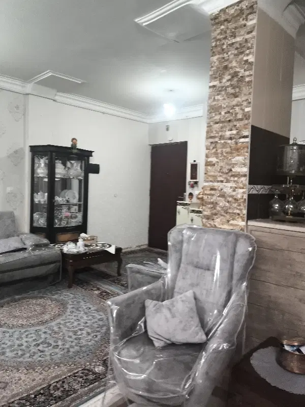 فروش آپارتمان سروستان یک