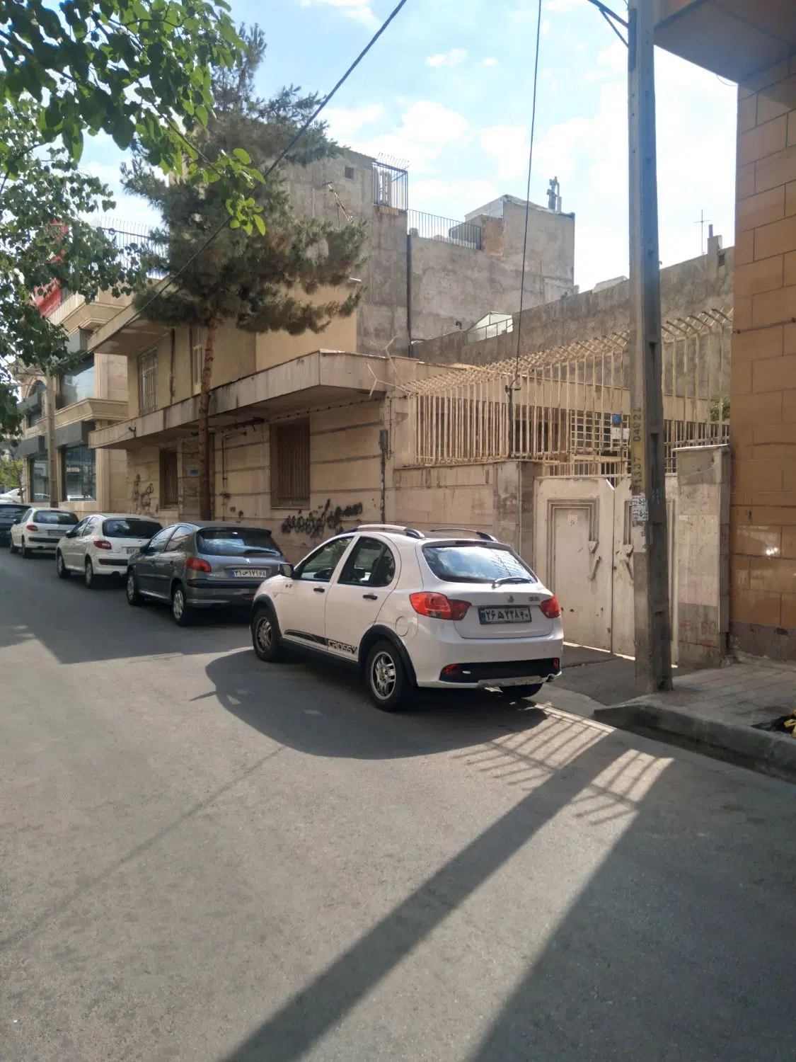 واحد مستقلاتی در بست ۲۴۵ متر