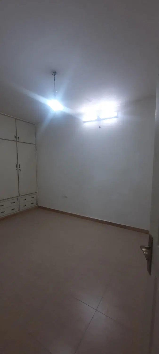 واحد مسکونی طبقه اول توحید شهر حکمت ۳۳