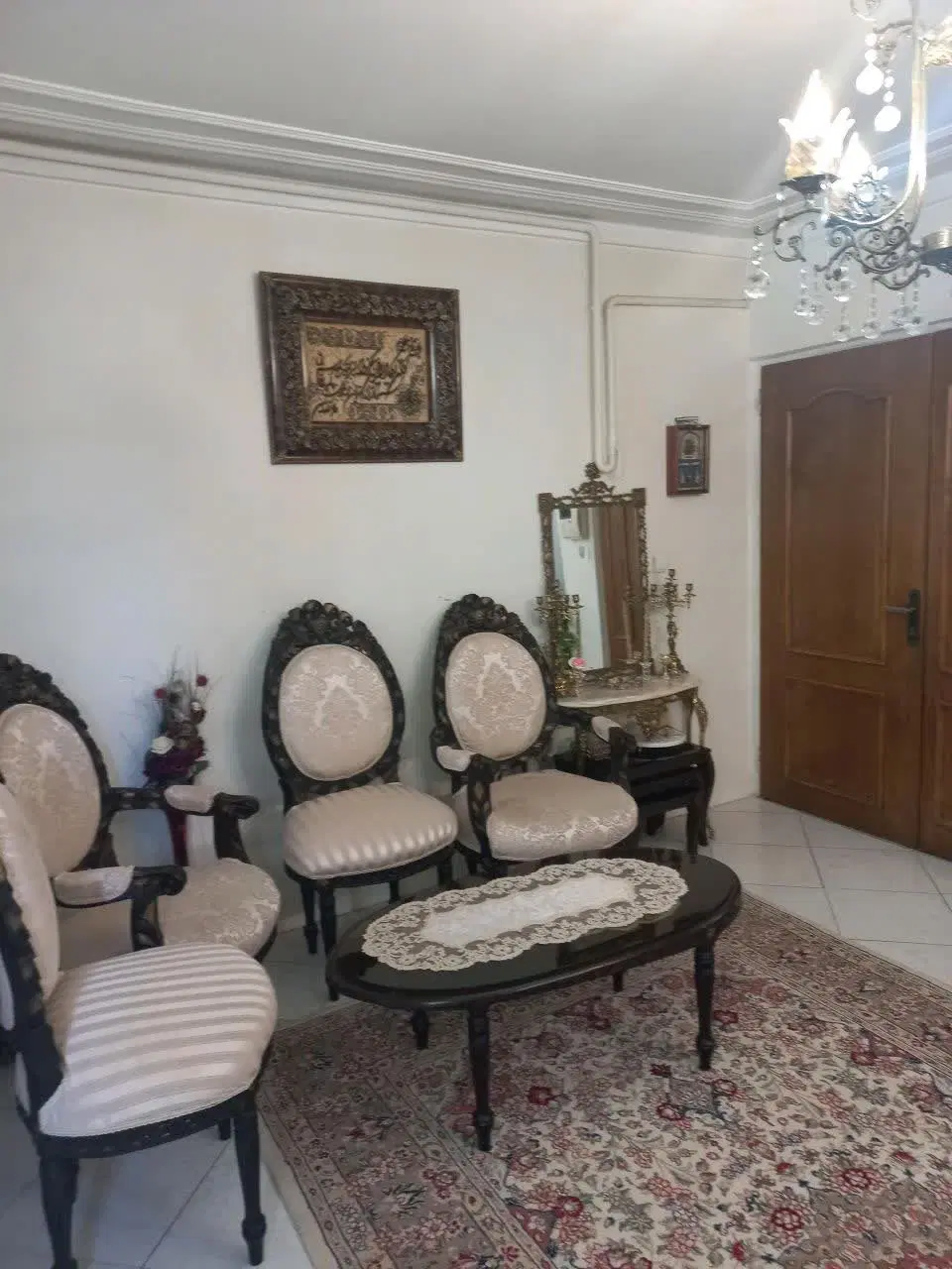 آپارتمان ۹۰ متری شکریه