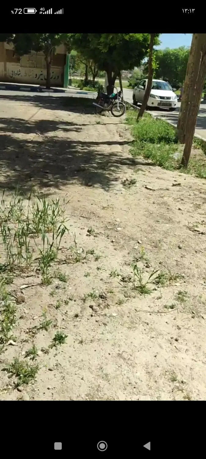 زمین سر نبش دارای مجوز ۴سقف