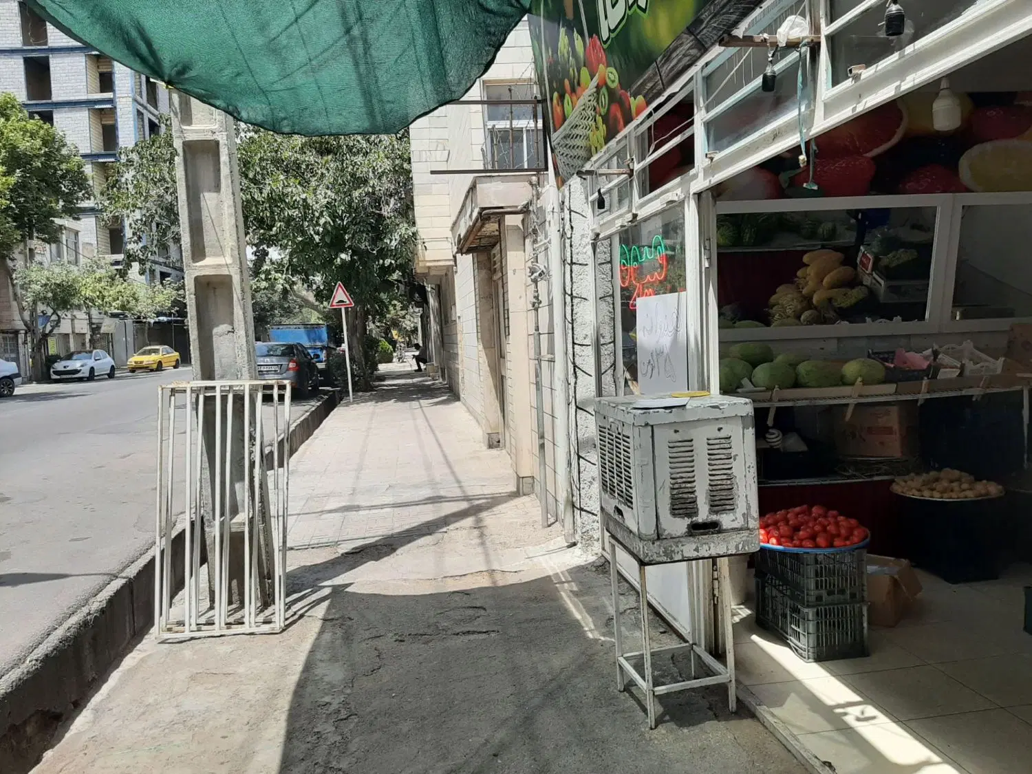 واگذاری میوه فروشی با بهترین موقعیت مکانی