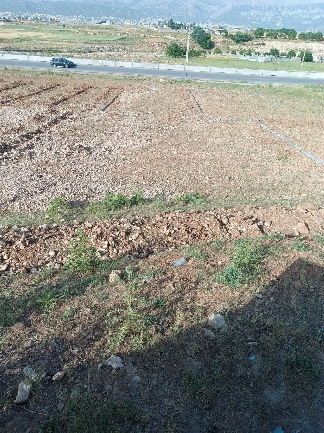 قواره زمین تجاری