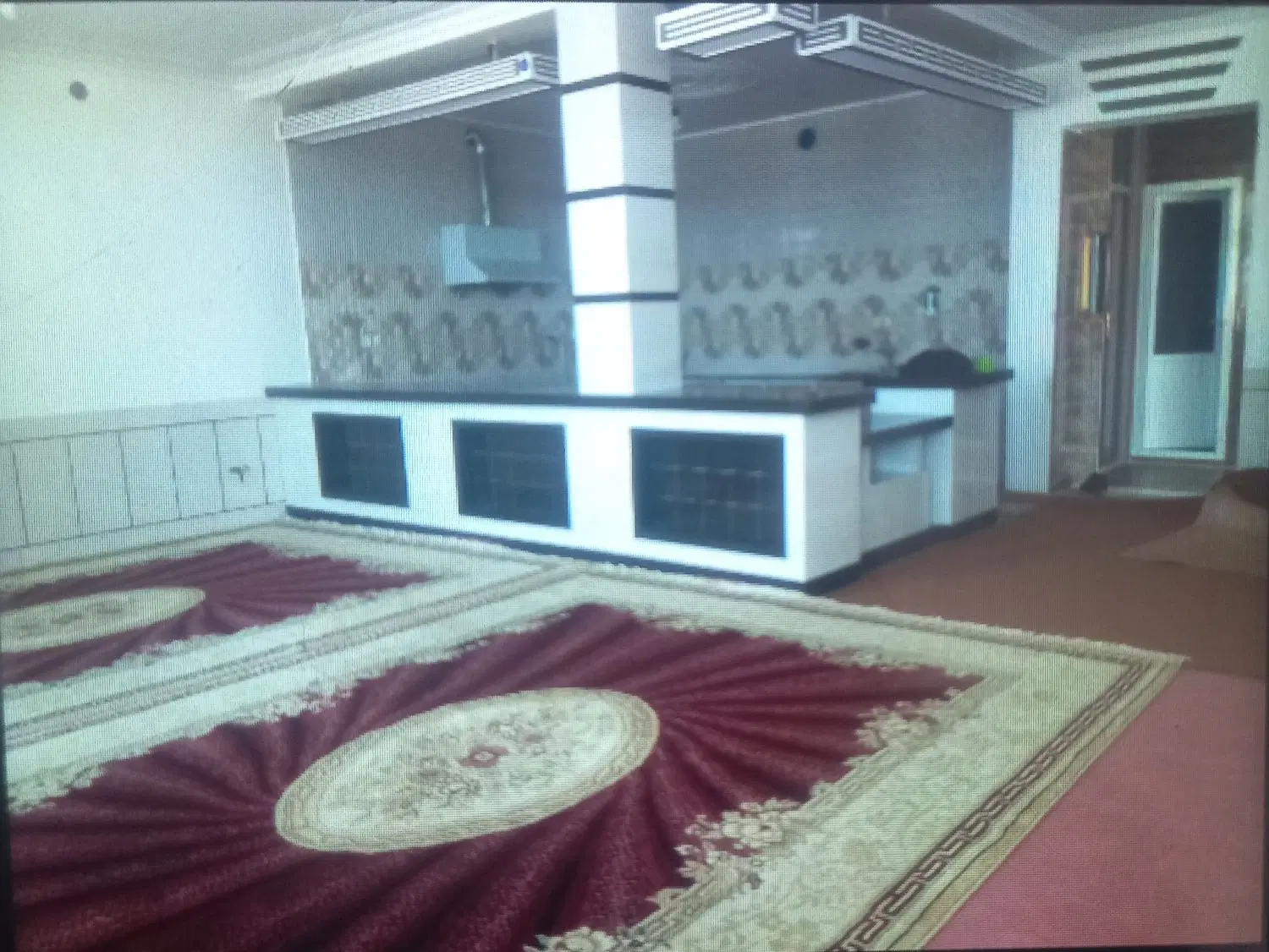 فروش منزل مسکونی ۲۵۰ متر ۲ خوابه به همراه پارکینگ