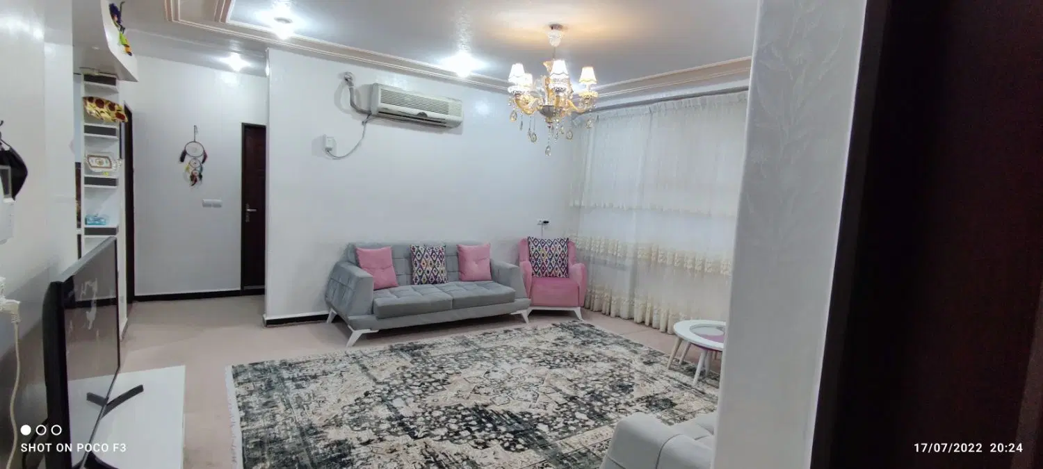 واحد آپارتمان دو خوابه دو نبش غرق در نور