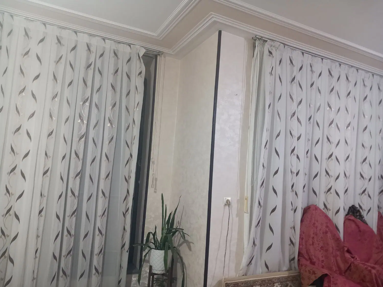 منزل ویلایی طبقه دوم رهن و اجاره دو خوابه