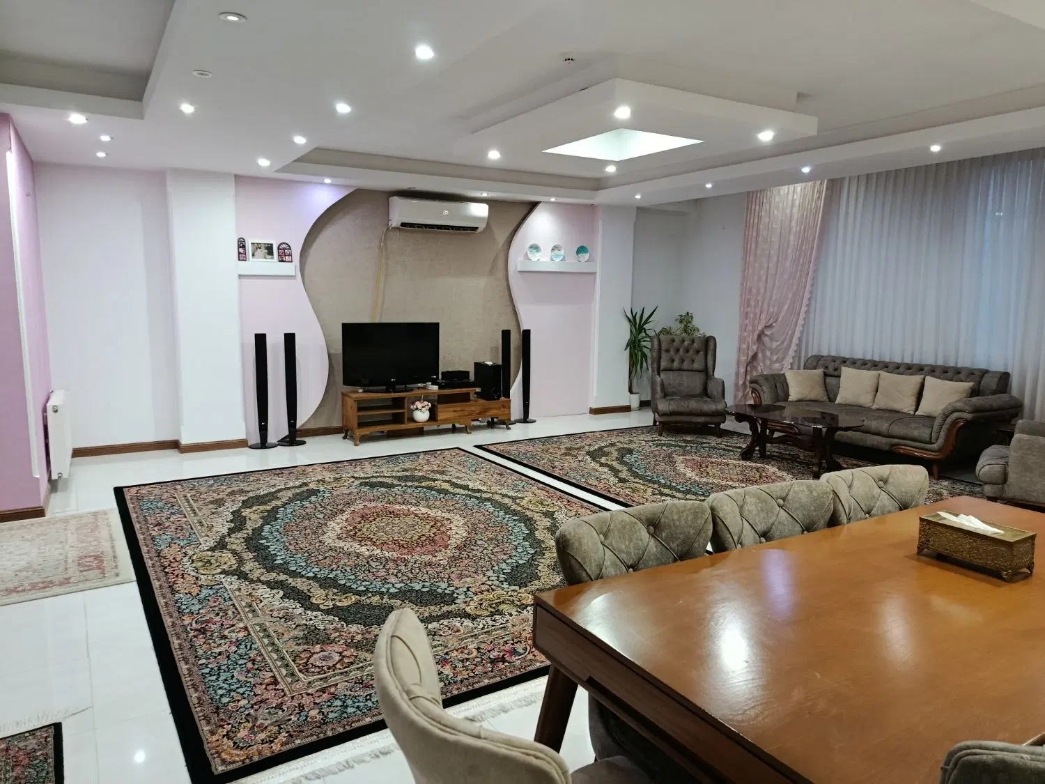 ۷۸ متر ۲ خواب رو به آفتاب بدون مشابه