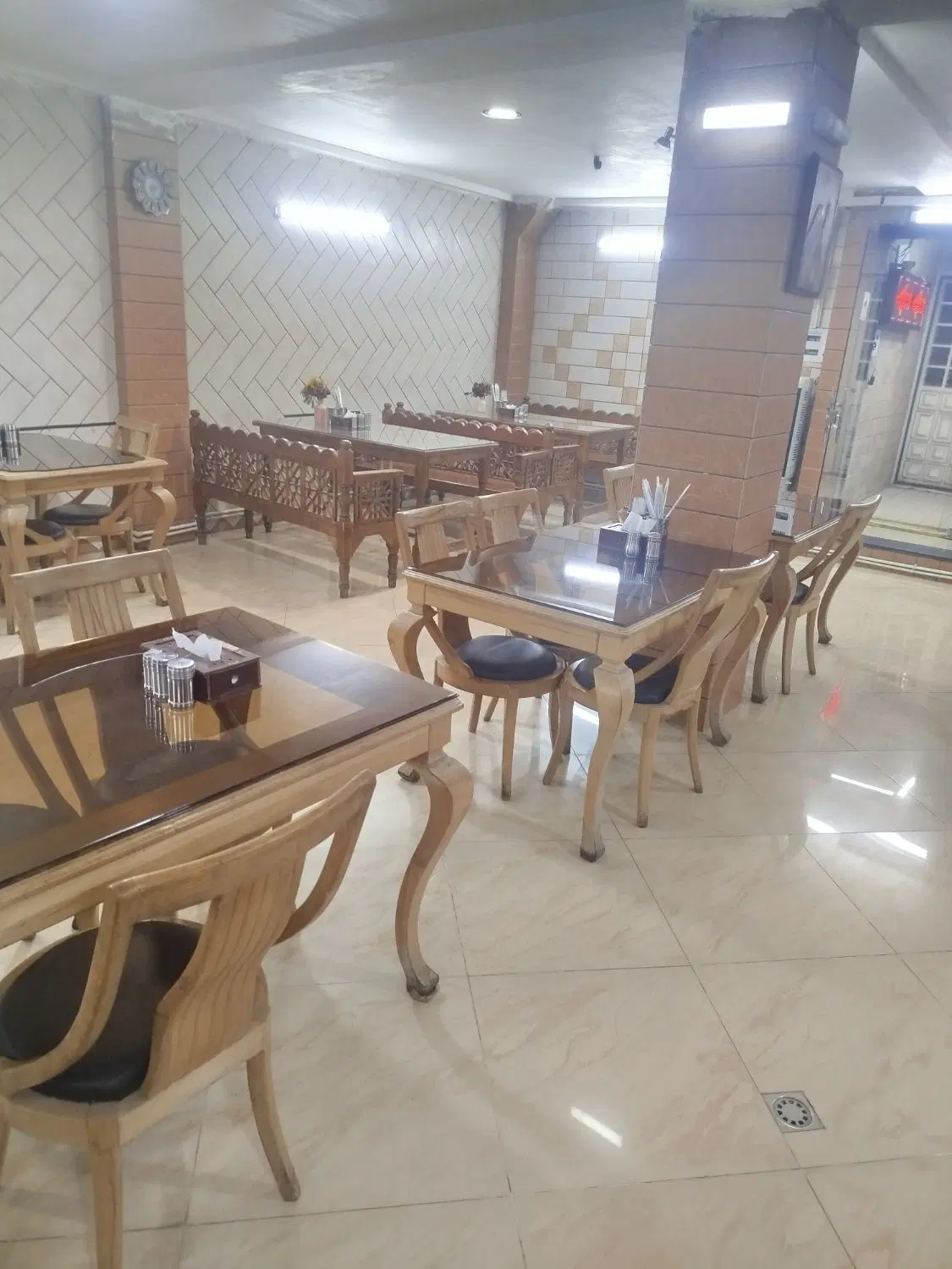 اجاره رستوران با کلیه وسایل