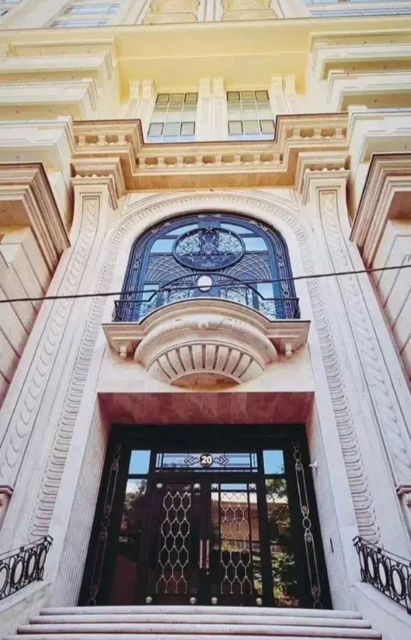 ۱۹۰ متر _ فاز ۲ _ قابل تبدیل ۲ پارکینگ سندی