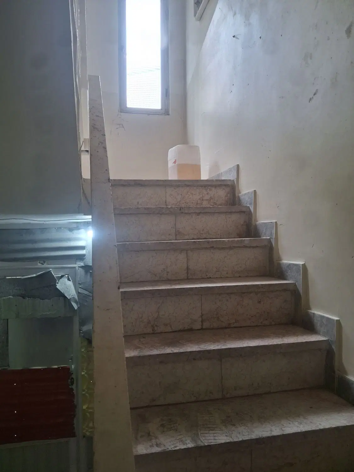 ویلایی دوطبقه ۲۸۰ متر زیر بنا