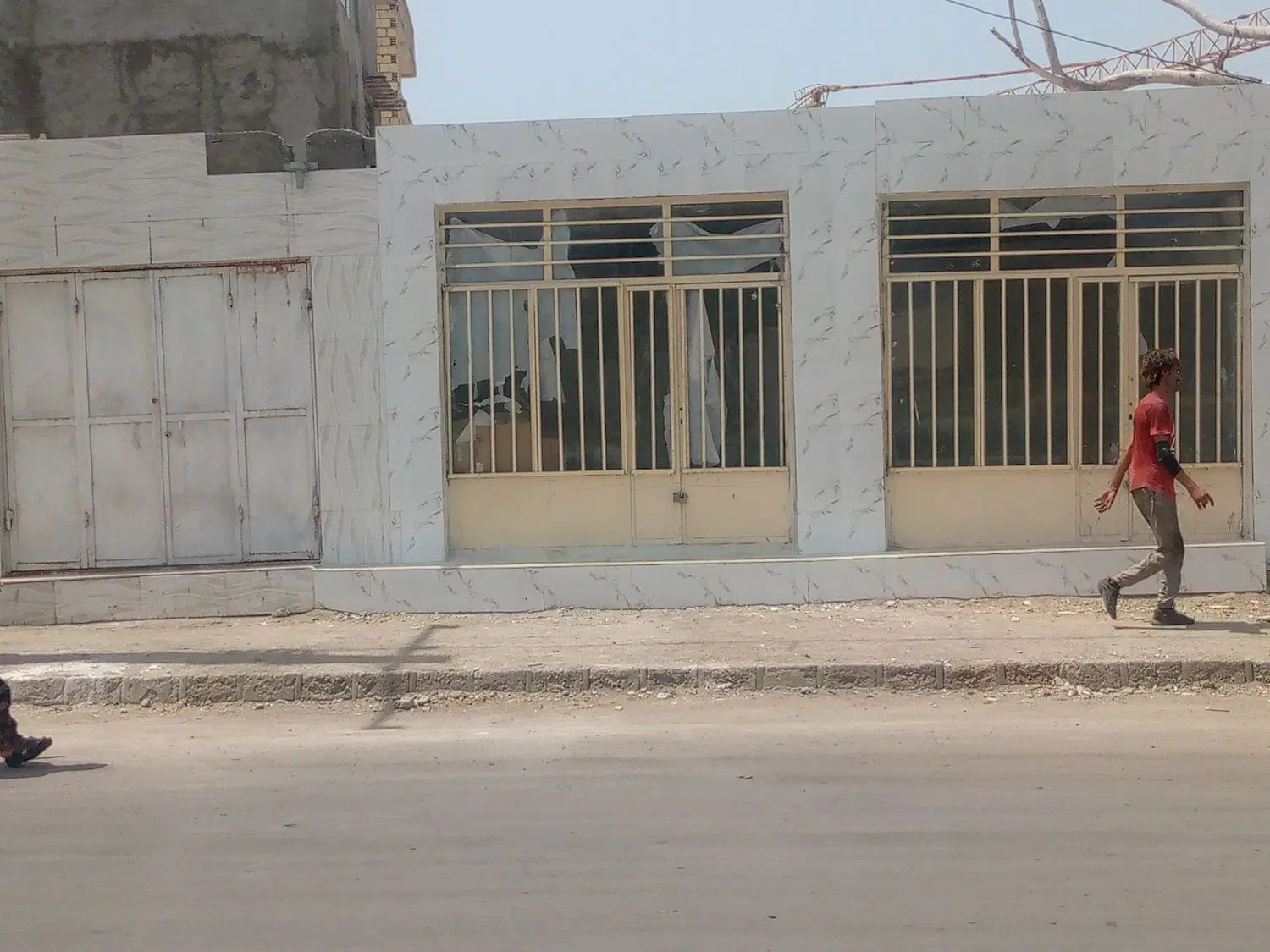 اجاره سه با مغازه خیابان دریا ۲۷ متری ۲۰ متری