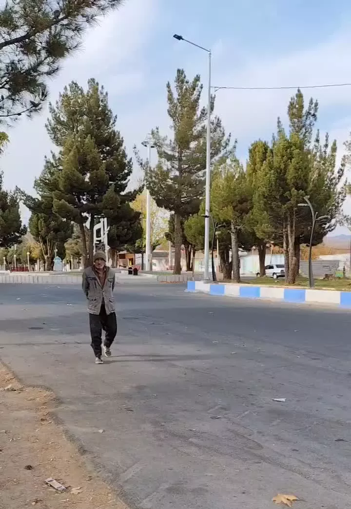 زمین فروشی ساردوئیه