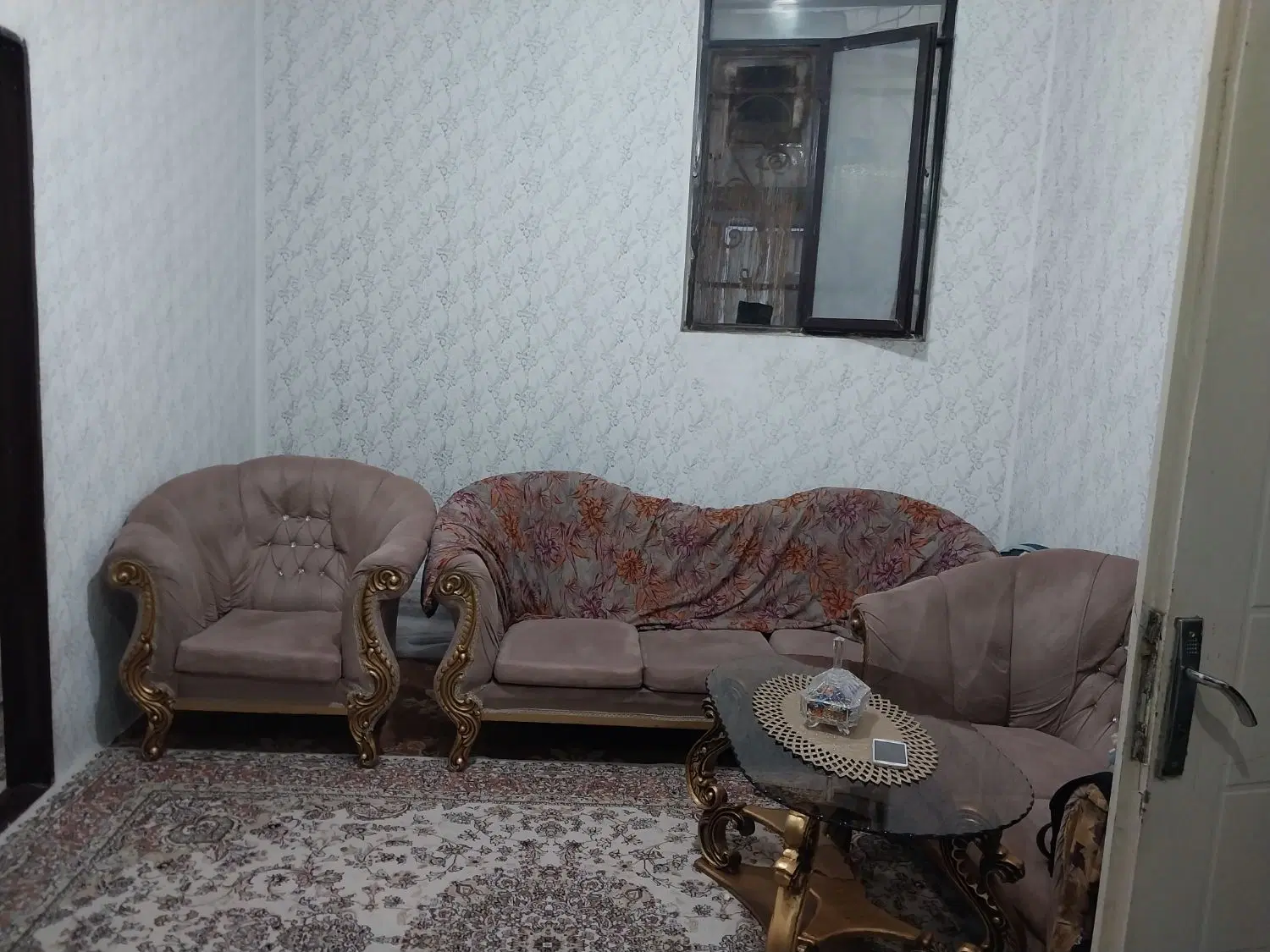 اجاره طبقه همکف کلا ۲ واحد تمیز مرتب