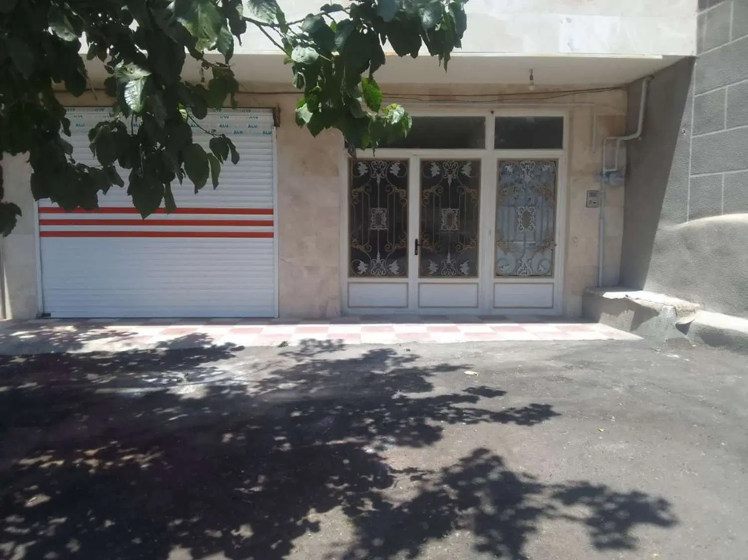 واحد مستقل طبقه هم کف ( اجاره ورهن )