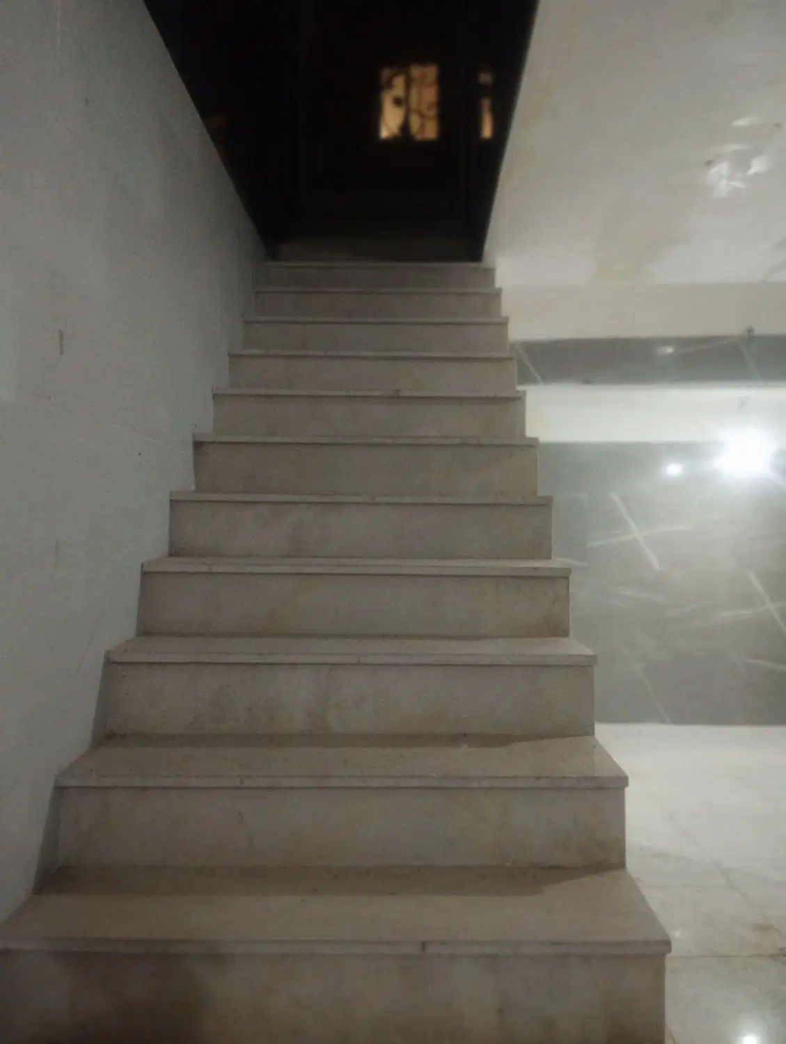 زیرزمین