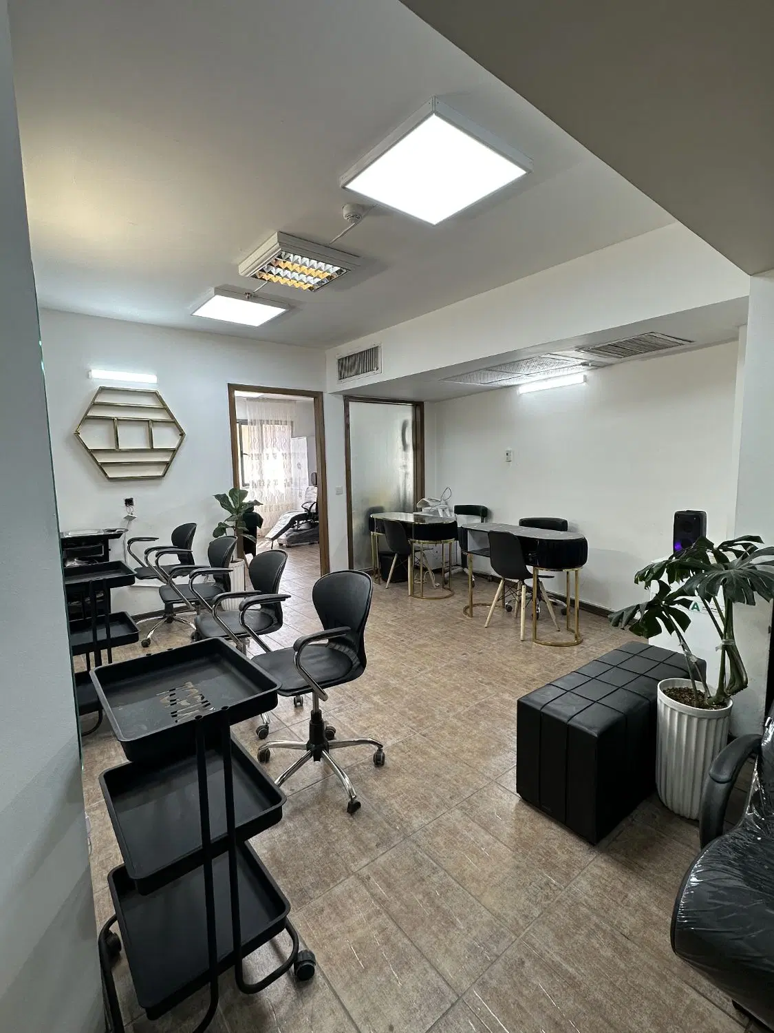 اجاره لاین کراتین پوست رنگ مژه میکاپ