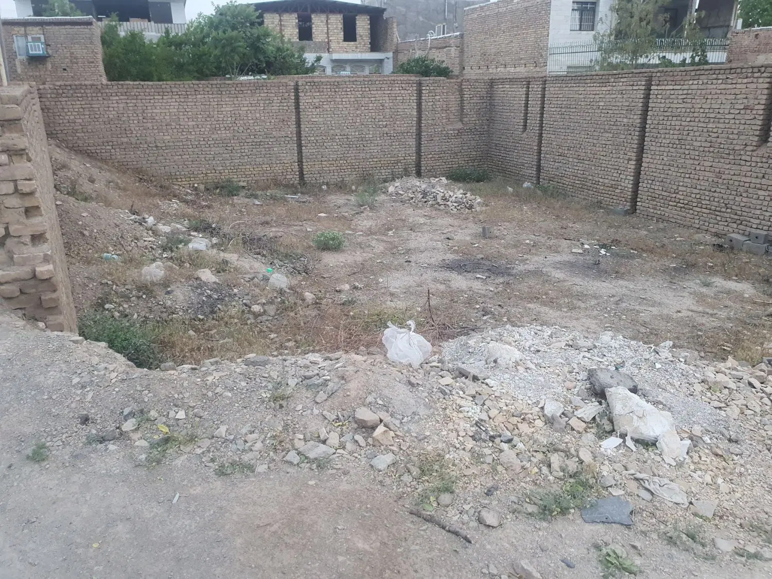 زمین 300 متری نیاسر