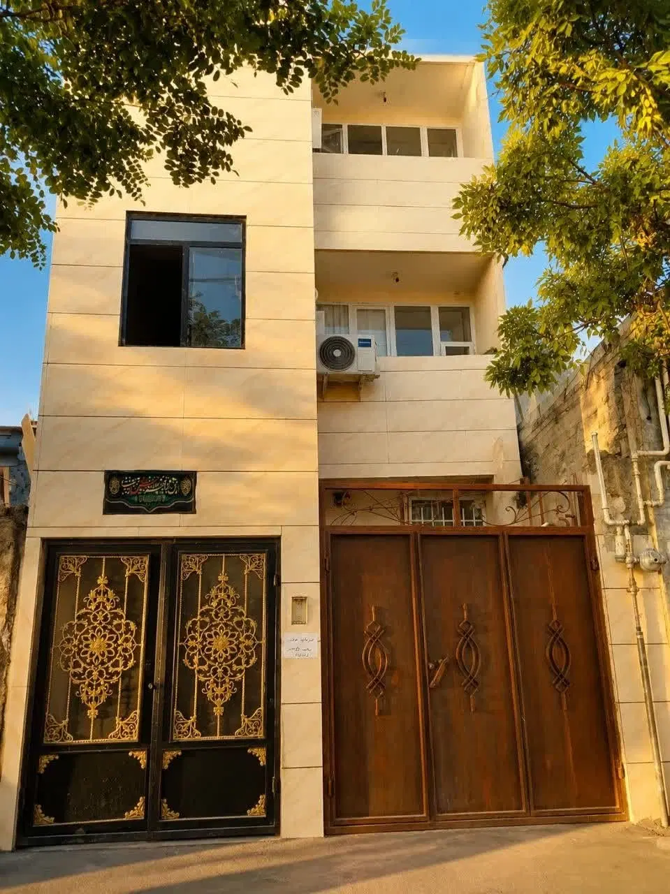 آپارتمان ۷۵ متری با پارکینگ اختصاصی