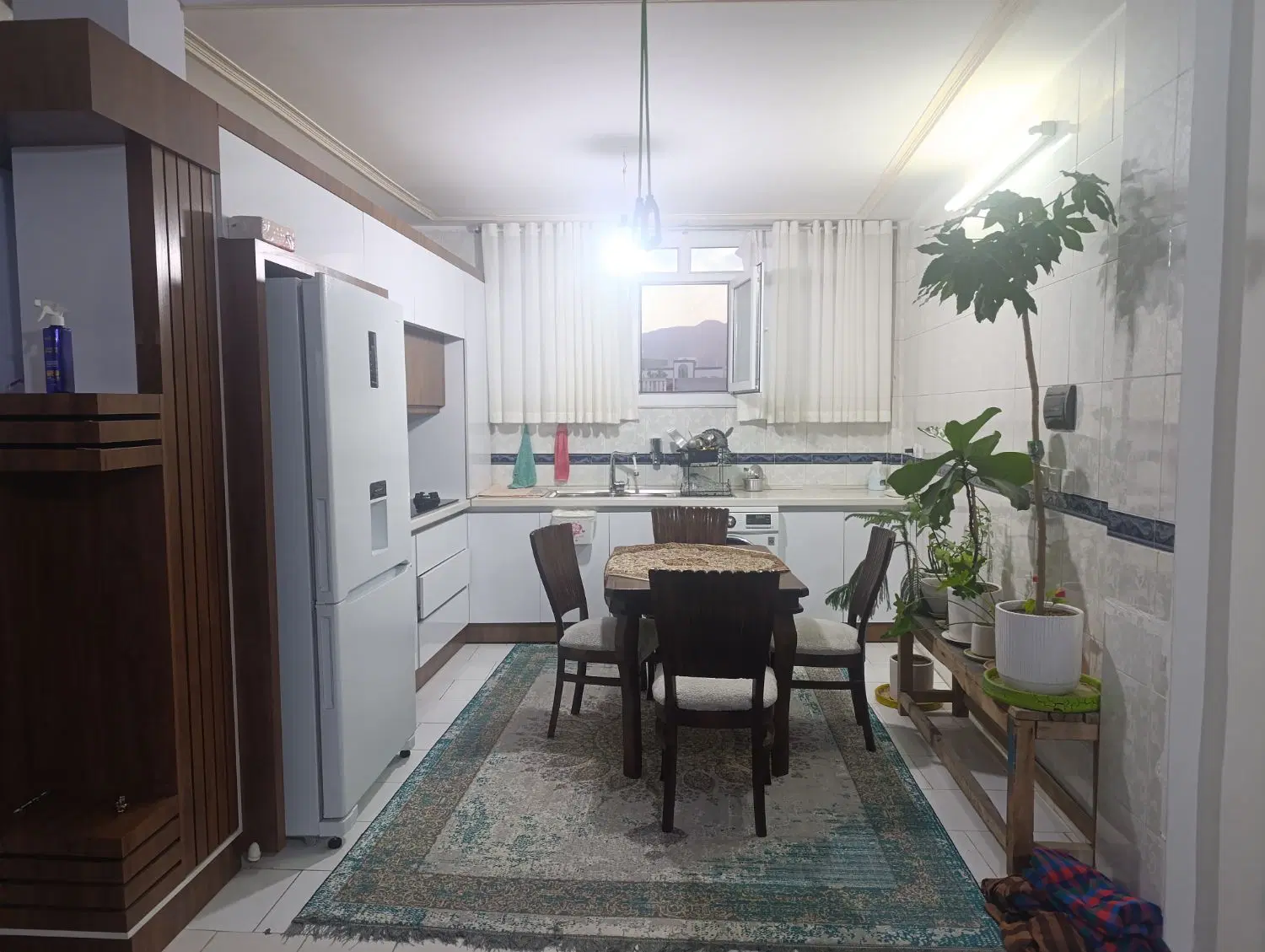 اجاره آپارتمان خ ایستگاه90متر