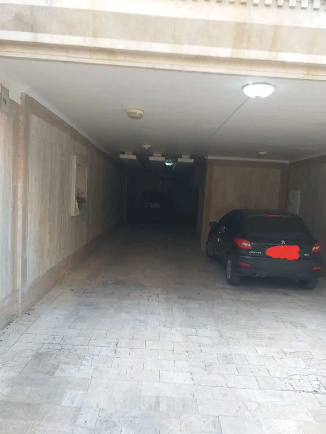 اجاره پارکینگ خودرو