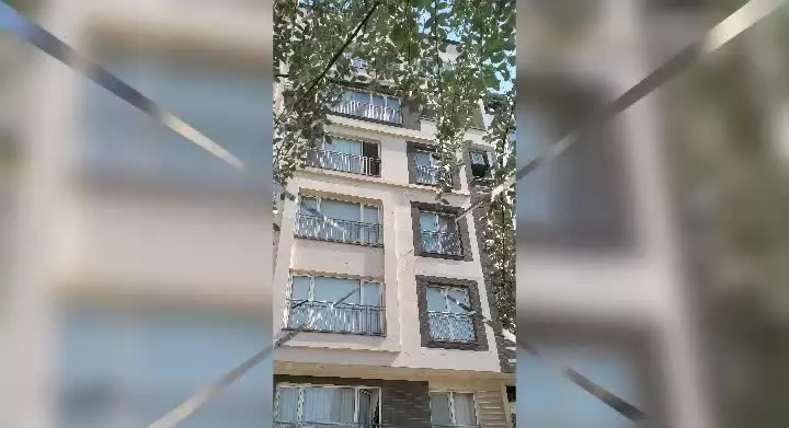 آپارتمان گلزار  ۸۳ متر کوچه نادری  دوخواب