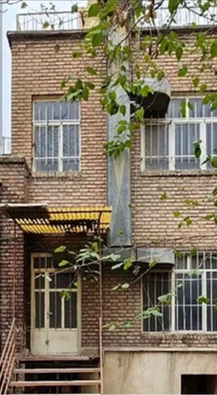 خونه کلنگی ۸۸ متری مناسب ساخت ملک جنوبی
