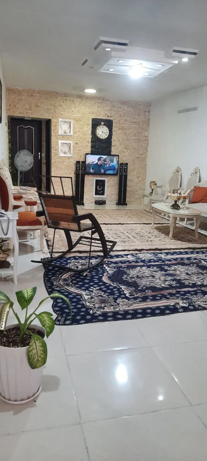 دو طبقه گلدشت شرقی