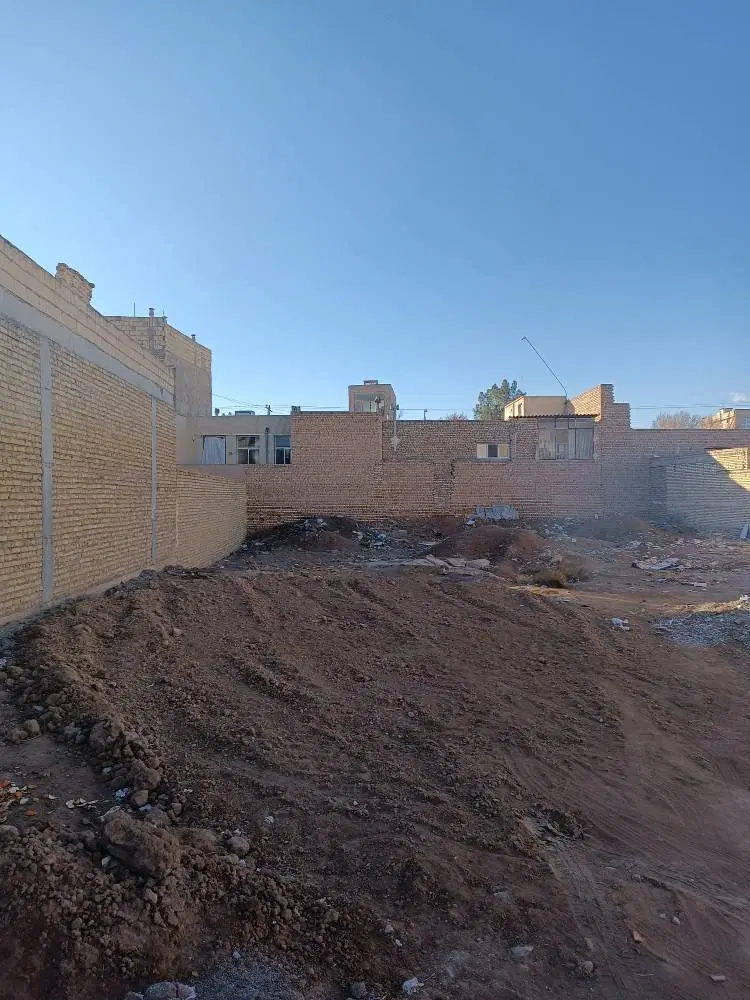 فروش زمین مسکونی در خیابان پیروزی (سند تک برگ)