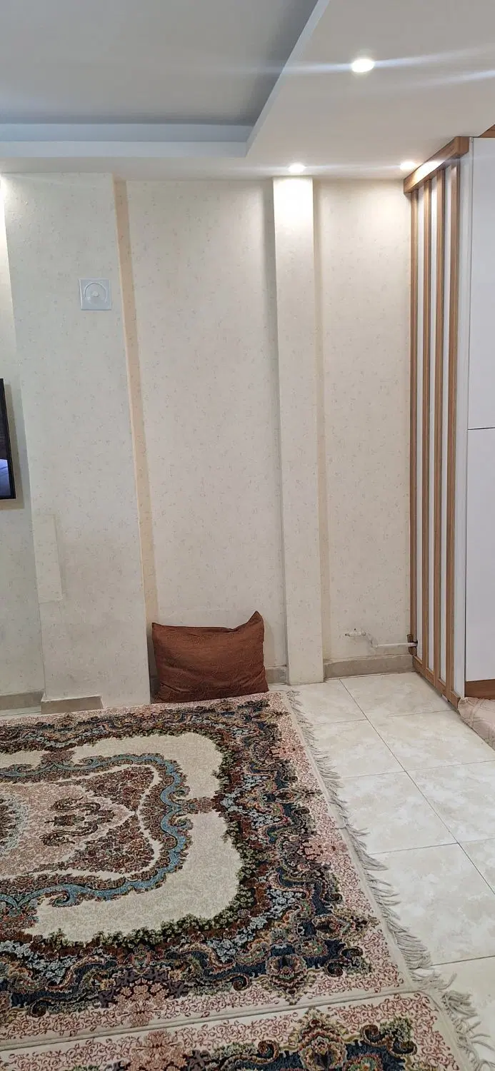 آپارتمان تک واحدی
