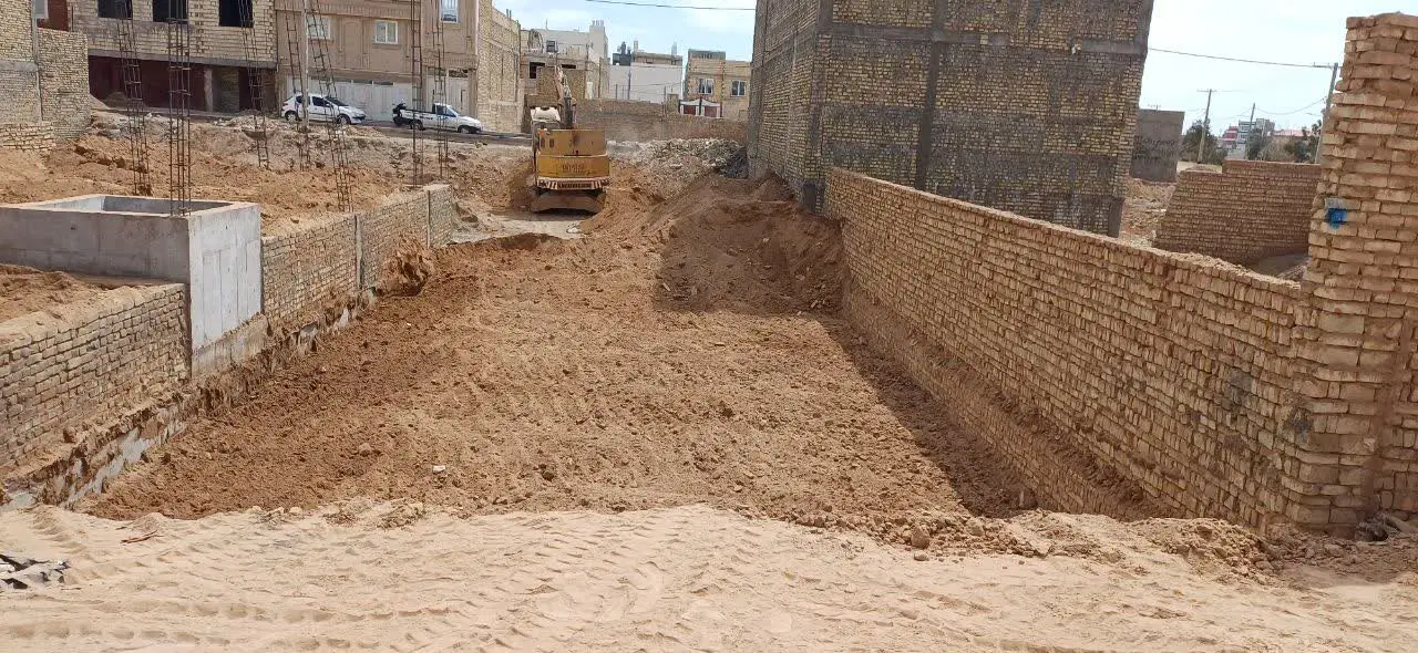 زمین جنوبی با پروانه