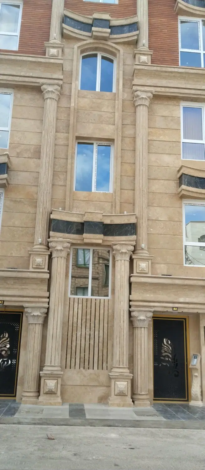 ۲واحدآپارتمان هریک۱۶۰متربهترین موقعیت طلاییه نوساز