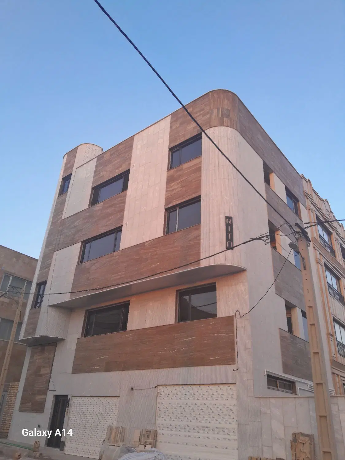 اپارتمان ۱۱۰ متری و ۹۰متری گلشهر