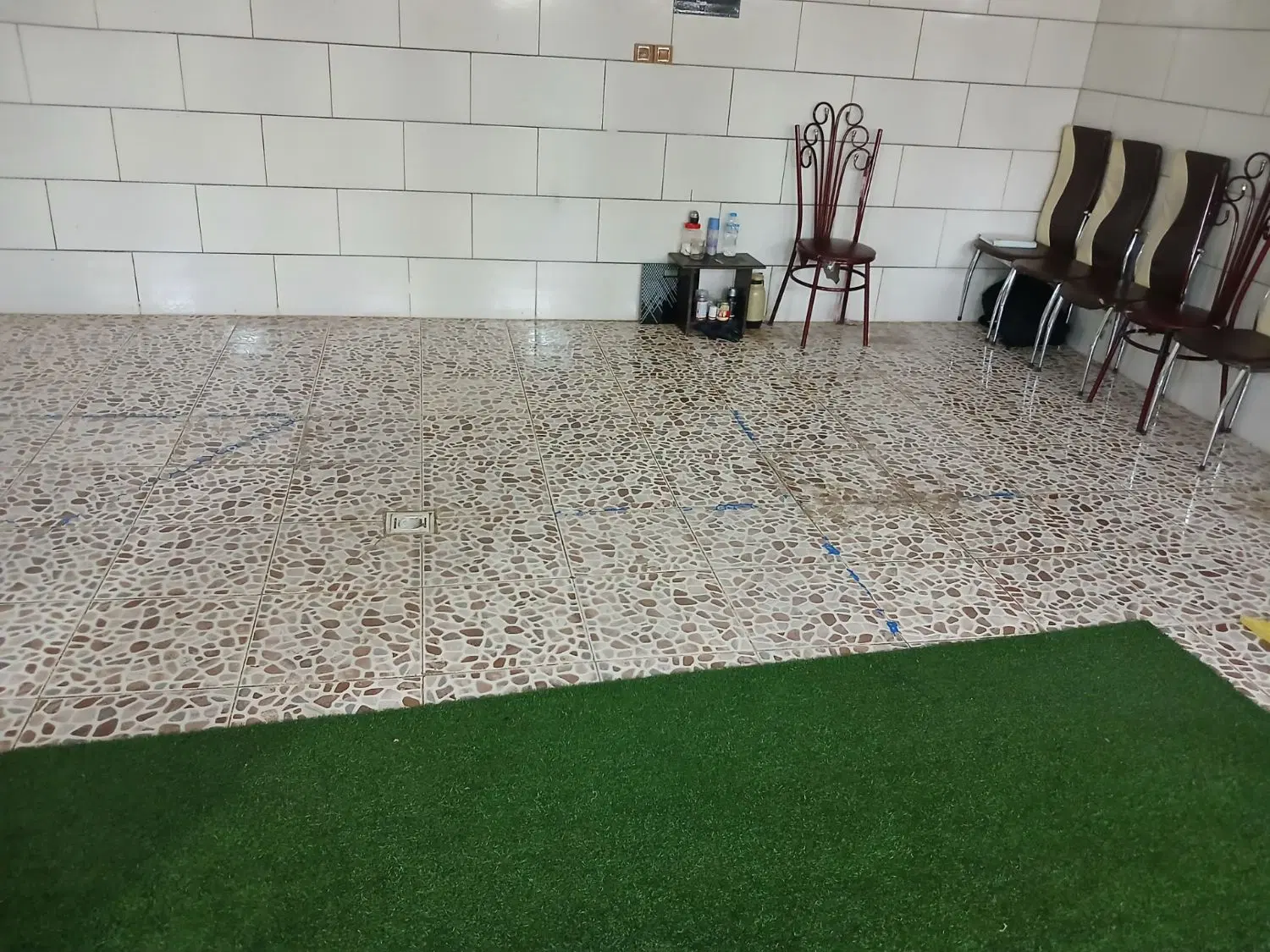 ۹۰ متر لب بلوار ایت الله هاشمی
