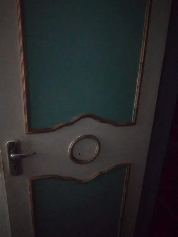 خانه کلنگی غیرقابل نشیمن ۷۵مترمیرابی