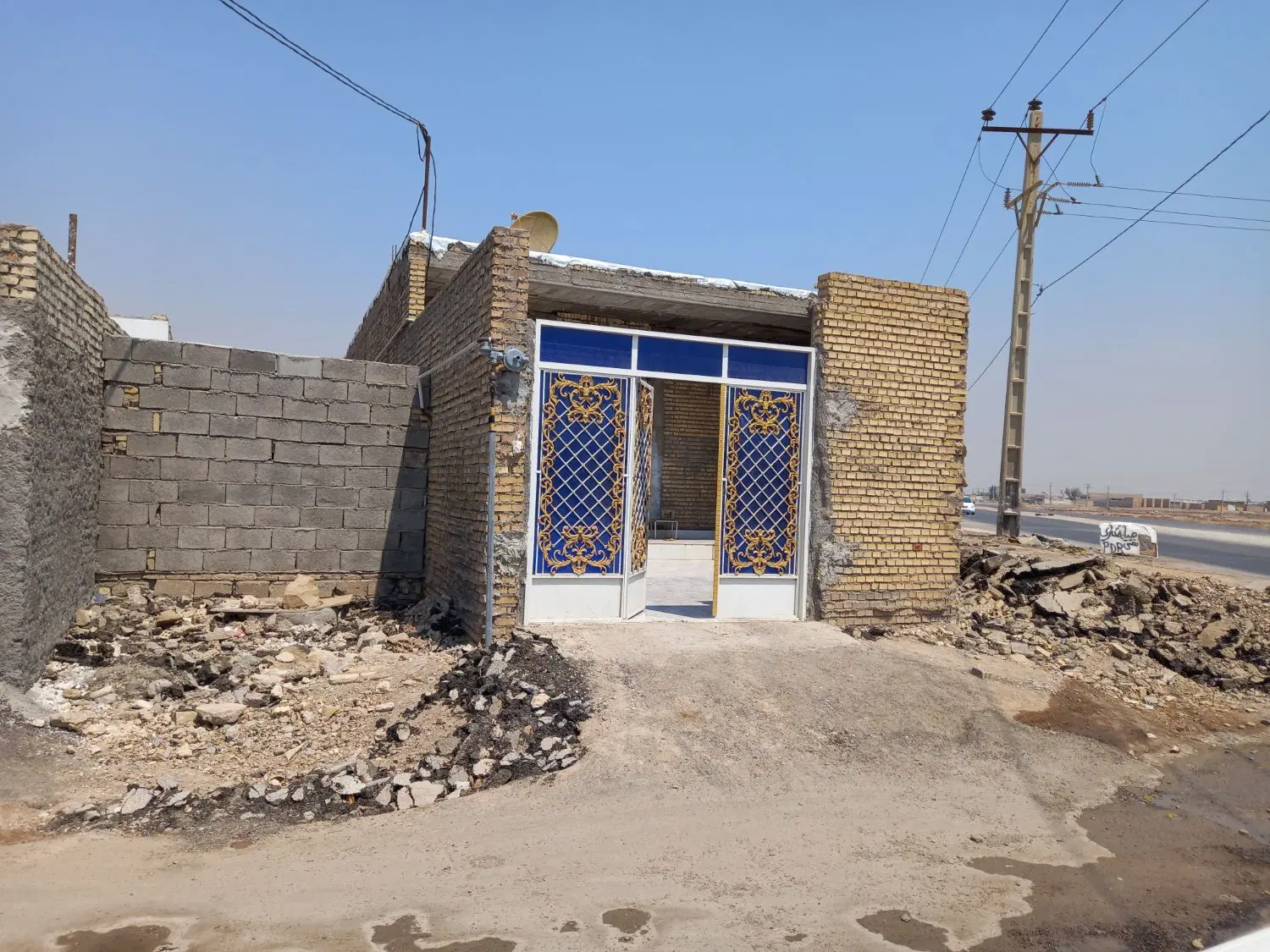 این خانه بصورت رهن کامل داده میشود