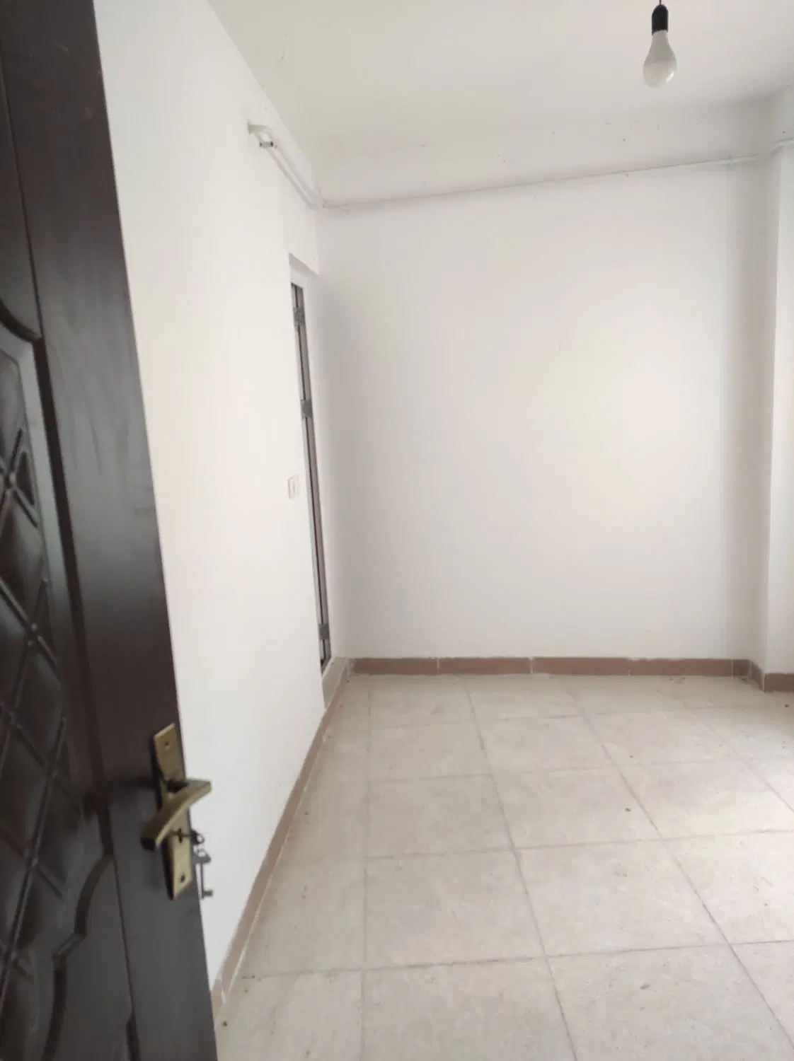 آپارتمان تک سقف در لیلاکوه
