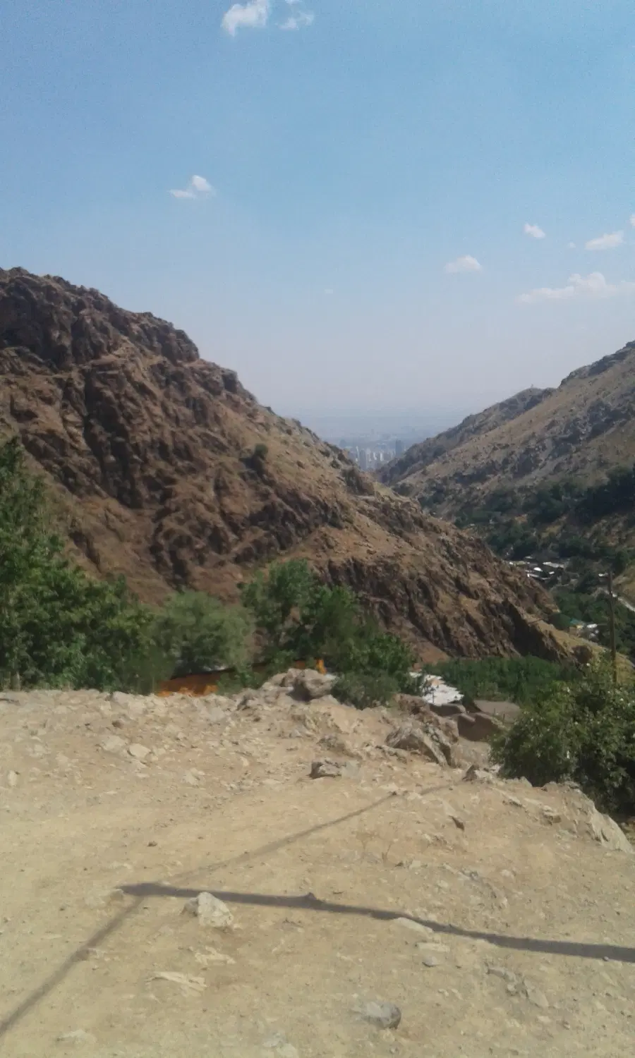 زمین کلاردشت