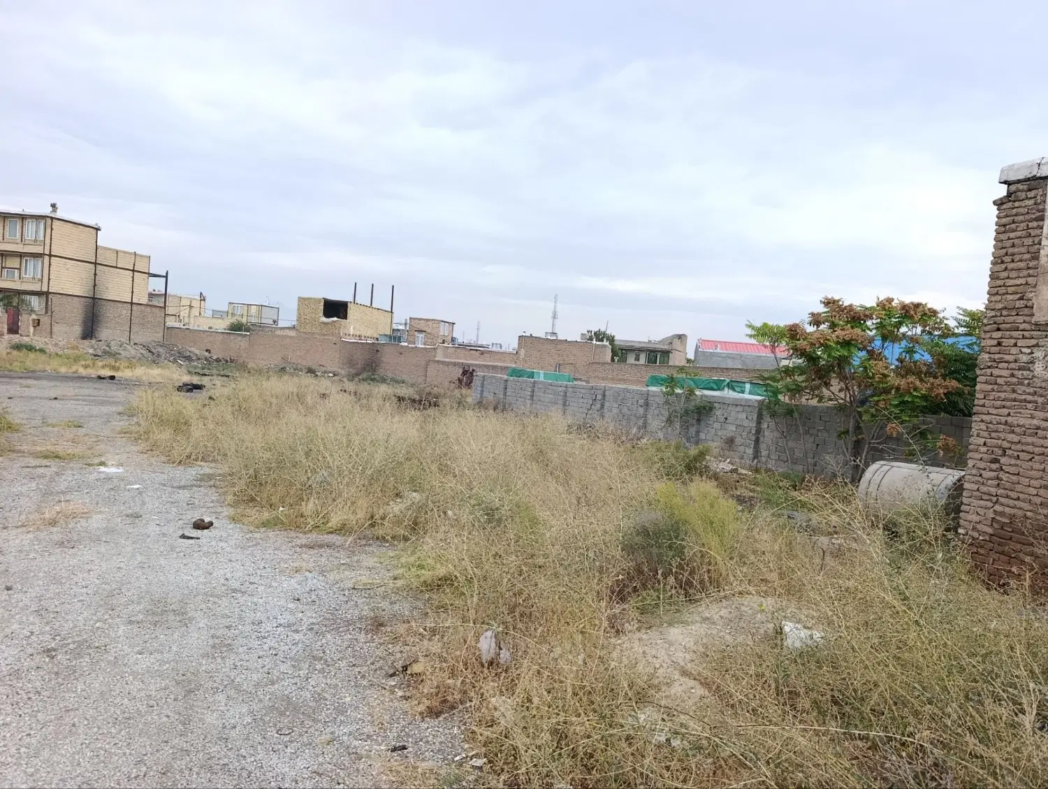 اجاره زمین ۳۰۰۰ متری بر کمربندی ( انباری)