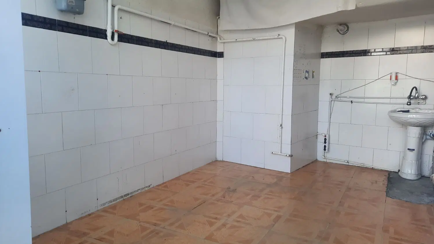 مغازه اجازه ۱۵ متری باباساعی۲