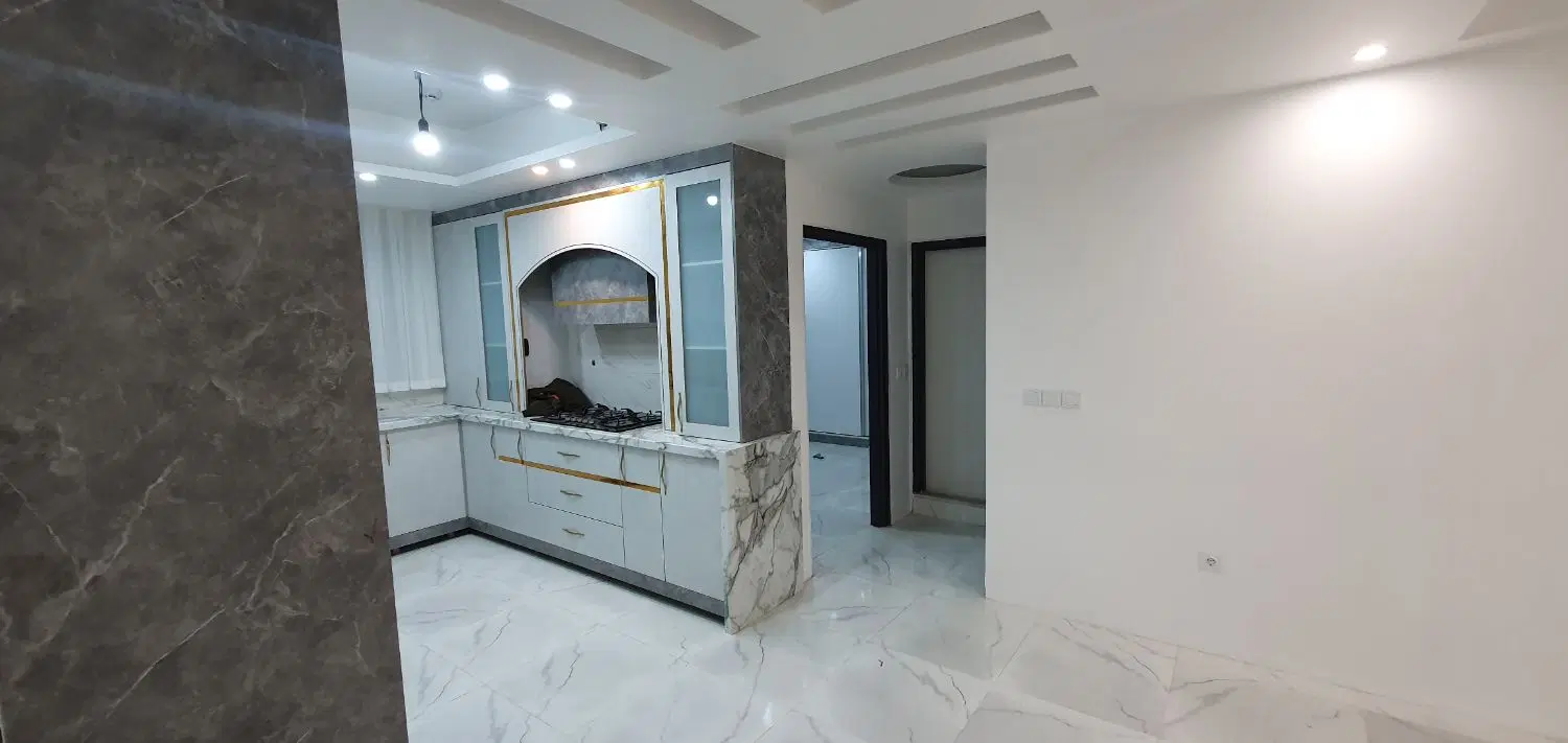 واحد 118 مترکوی استادان 2 .کوی دانشگاه .مارالان .
