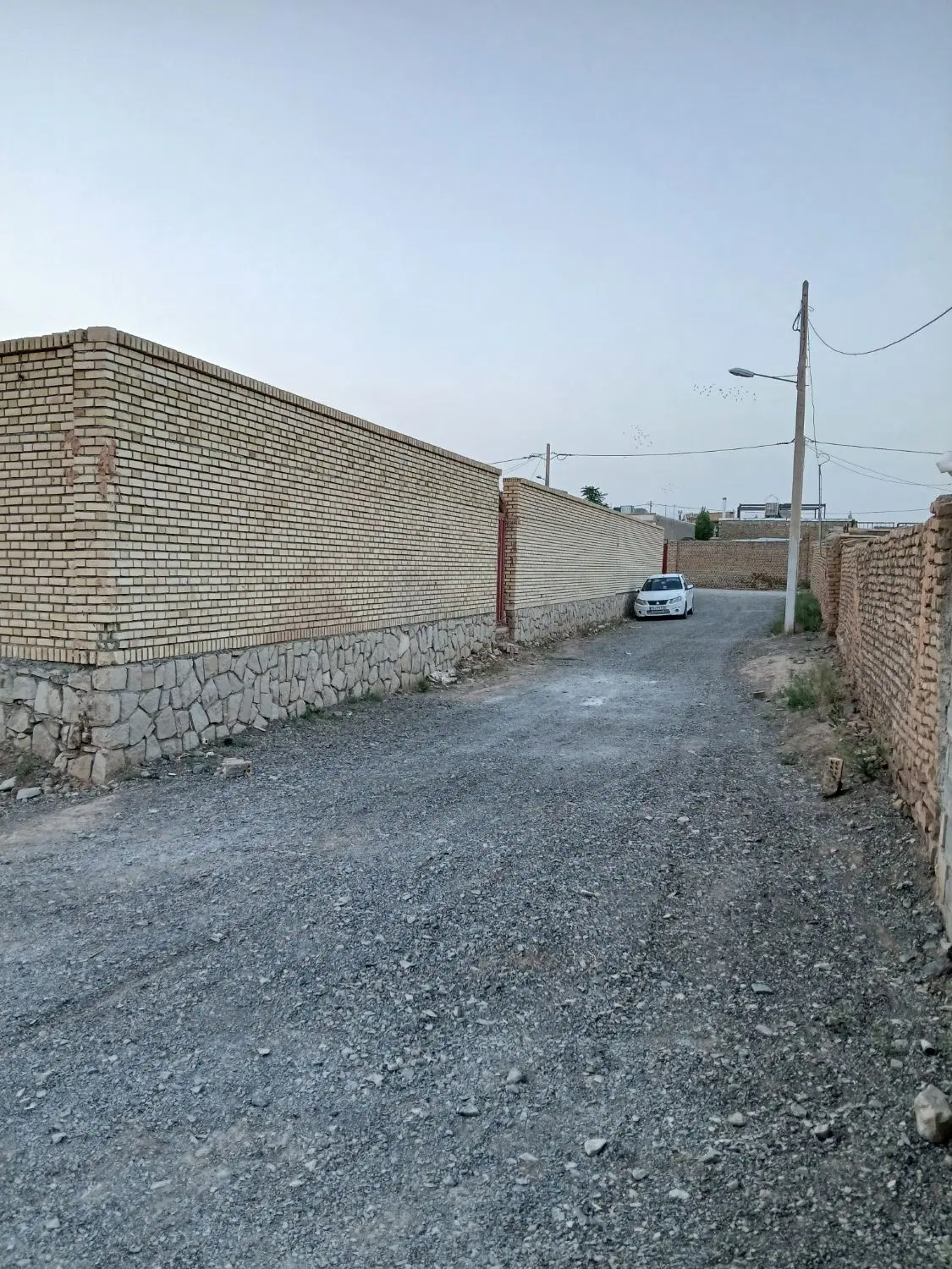 چهار دیواری در خیابان بهار،ابارش