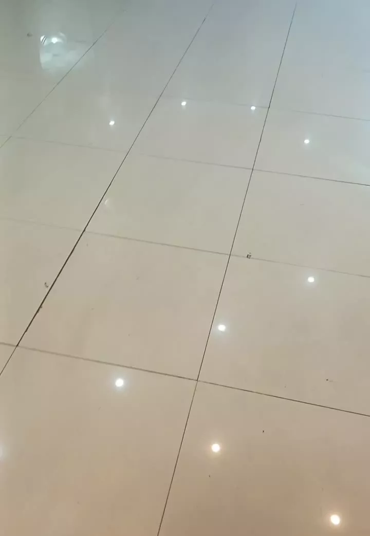 واحد ۱۰۰ متری فول سند اداری خواجه عبدالله