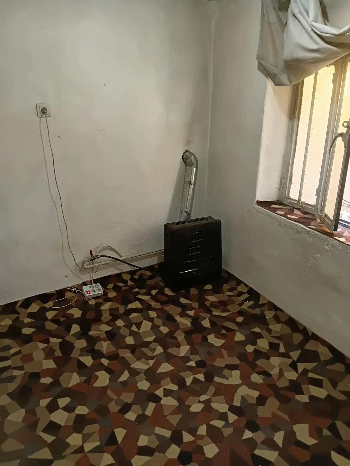 اتاق یک نفره و مستقل