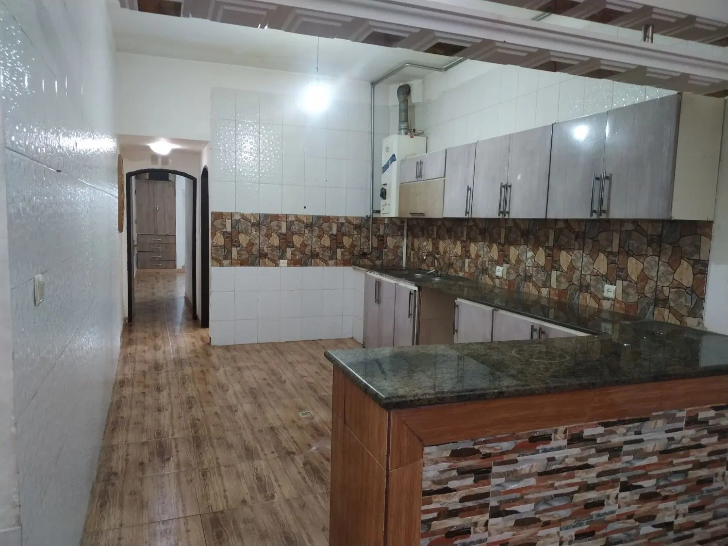 آپارتمان همکف کاشمر 15خرداد
