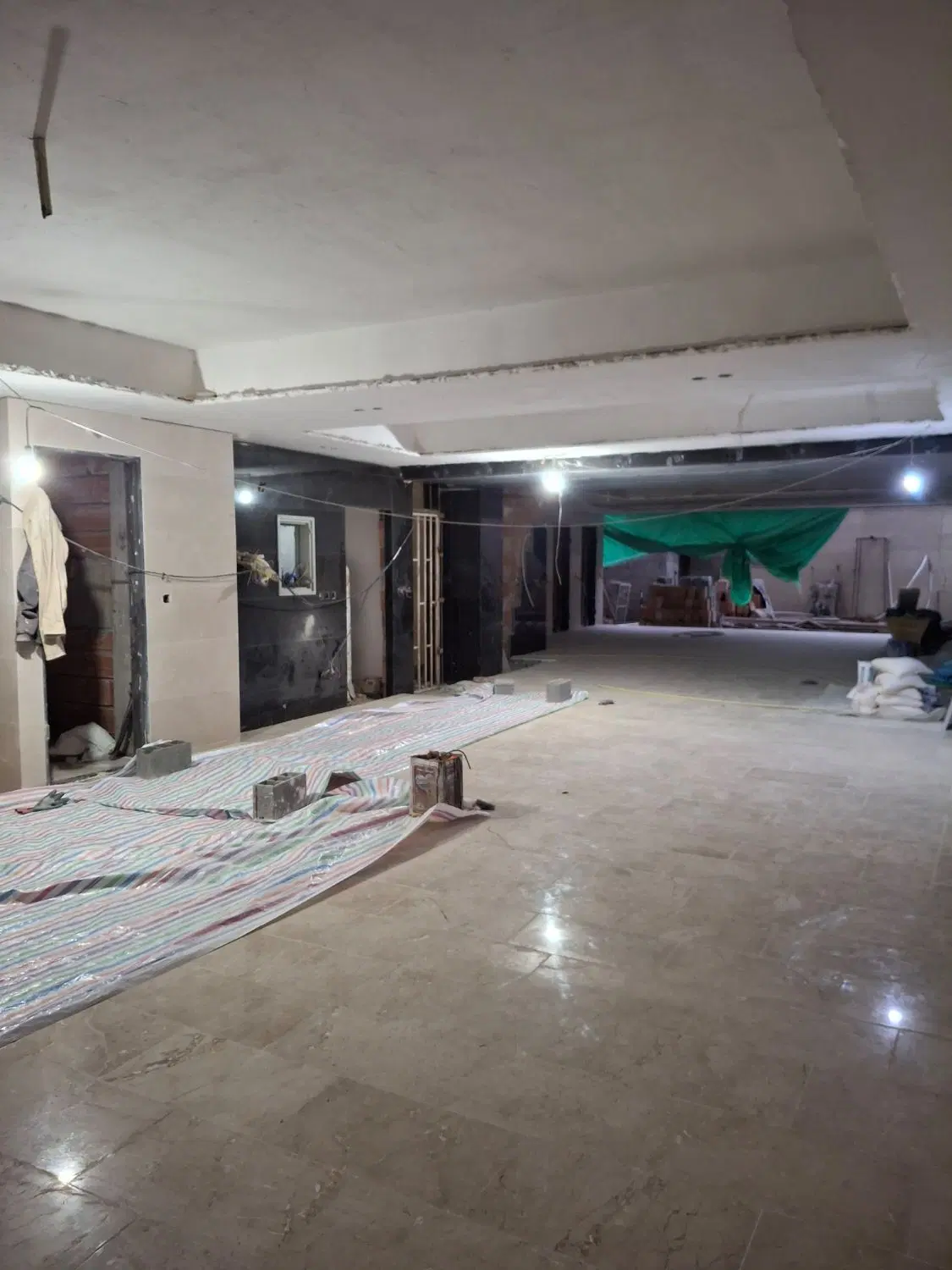 ۸۶متر طبقه ۱ در ولیعصر ۲۲